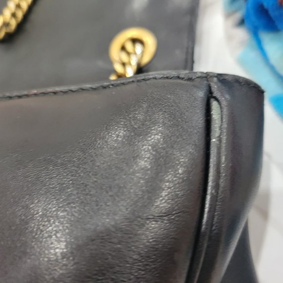 Gucci GG MARMONT MEDIUM SHOULDER BAG - Picture 4 of 8